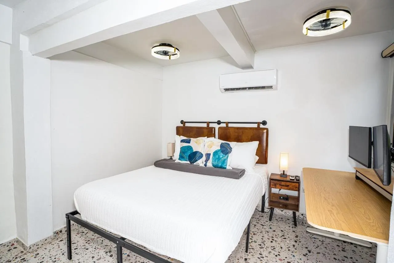 Garden Of Eden Hotel Brenas